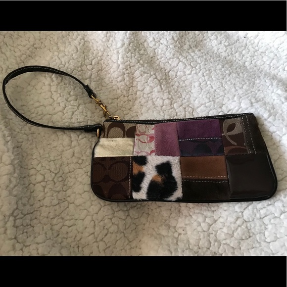Coach Wristlet Patchwork Pattern - Picture 3 of 3